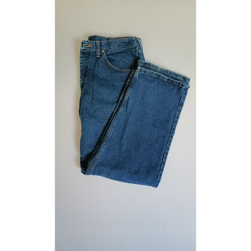 Wrangler Authentic Blue Jeans Boot Cut Men's Size 34x30 Flaw On Cuff